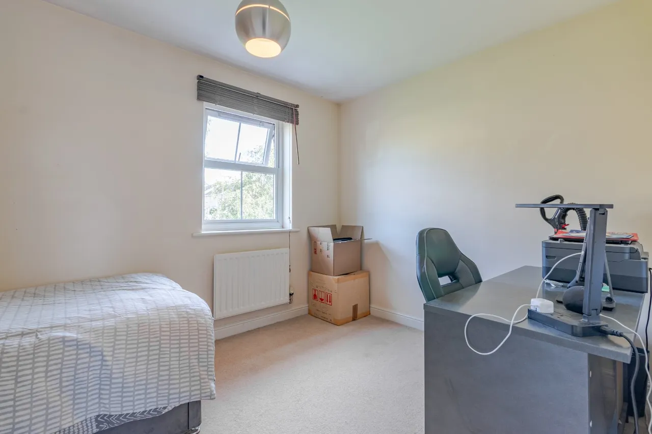 Siegfried Walk, Bingley, BD16, photo 7