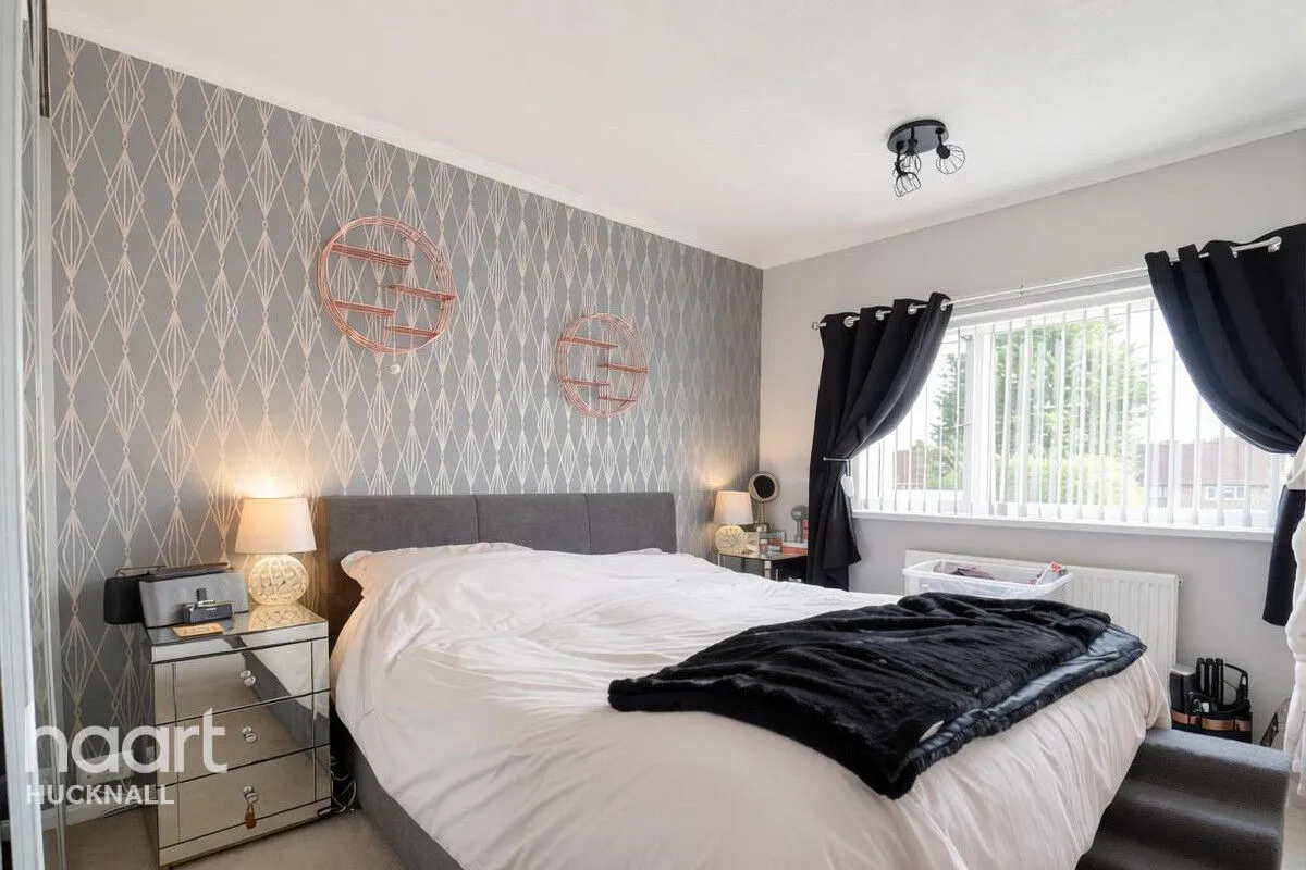 Shaw Crescent, Nottingham, NG15, photo 10