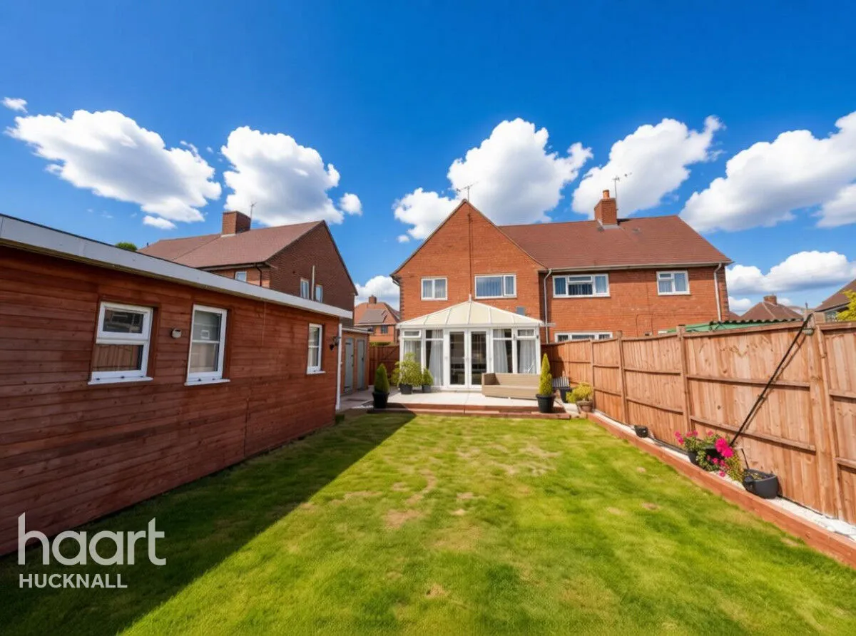 Shaw Crescent, Nottingham, NG15, photo 19