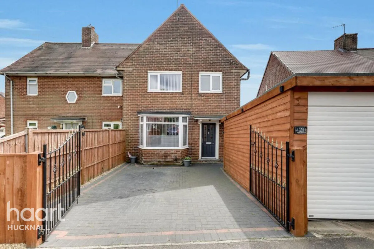 3 bed house for sale, Shaw Crescent, Nottingham, NG15