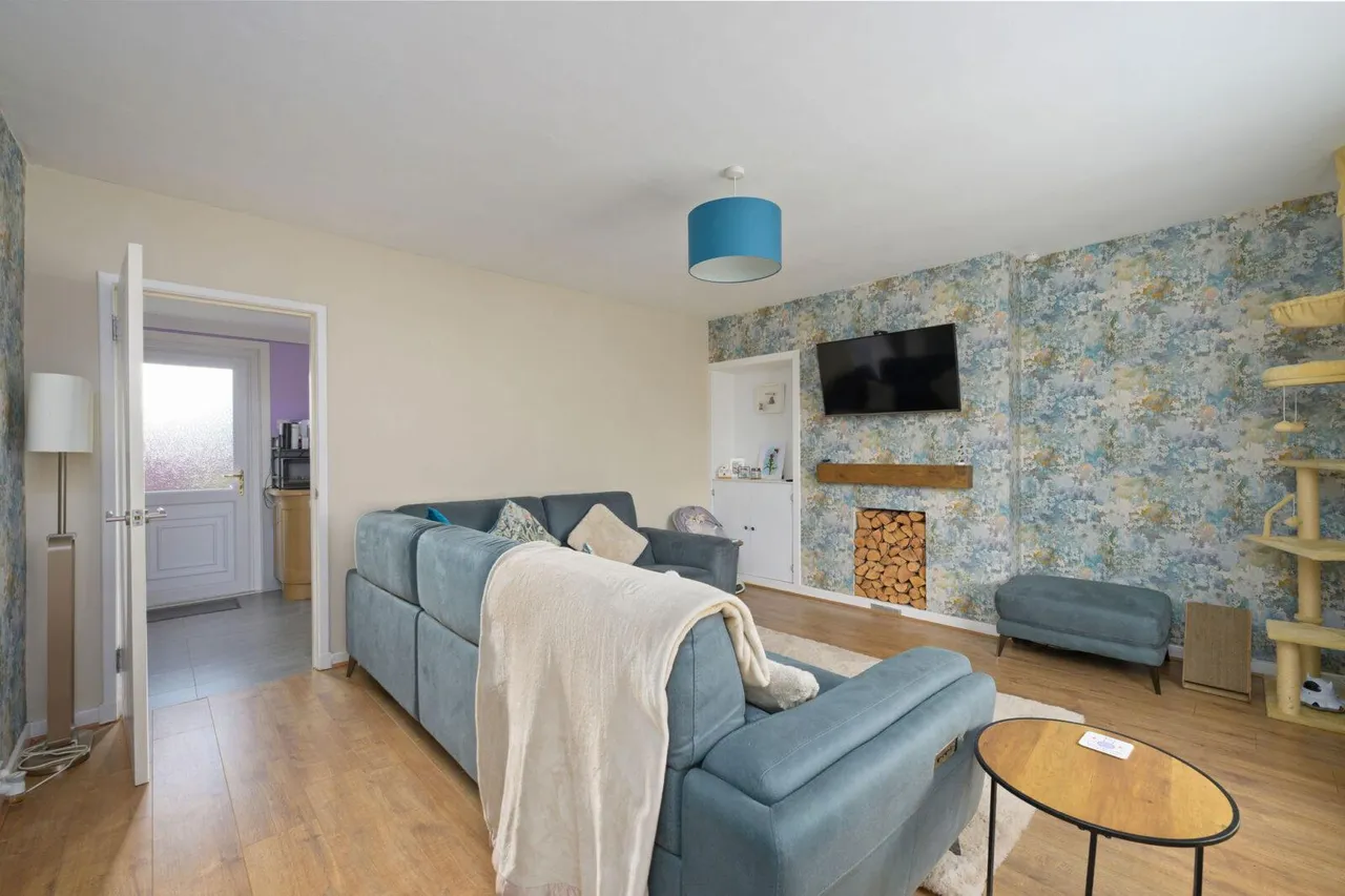 Douglas Avenue, Grangemouth, FK3 0LD, photo 3
