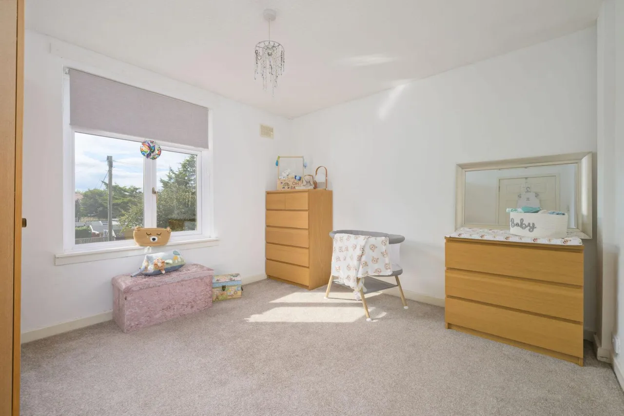 Douglas Avenue, Grangemouth, FK3 0LD, photo 9