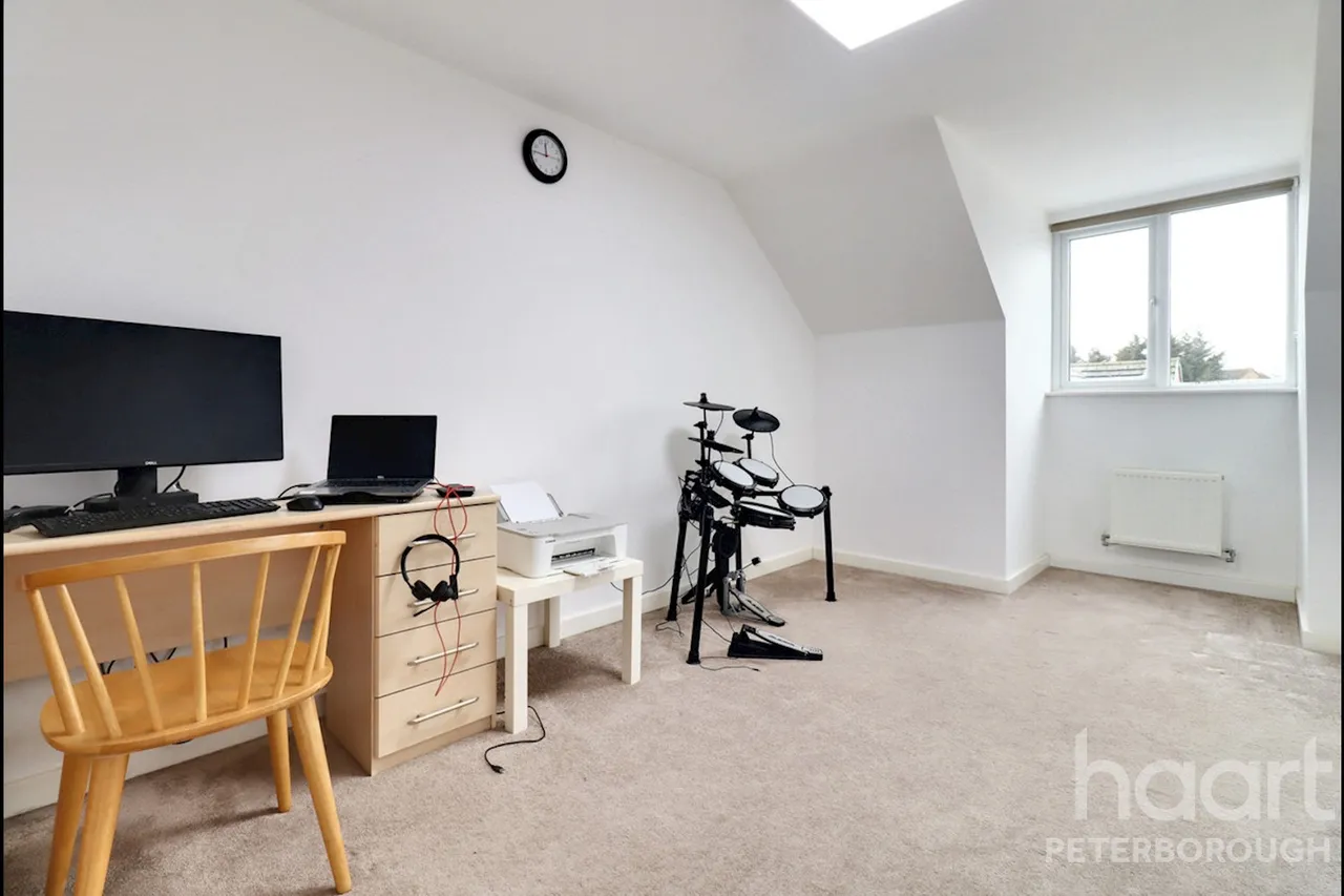 Mollis Close, Peterborough, PE2, photo 14