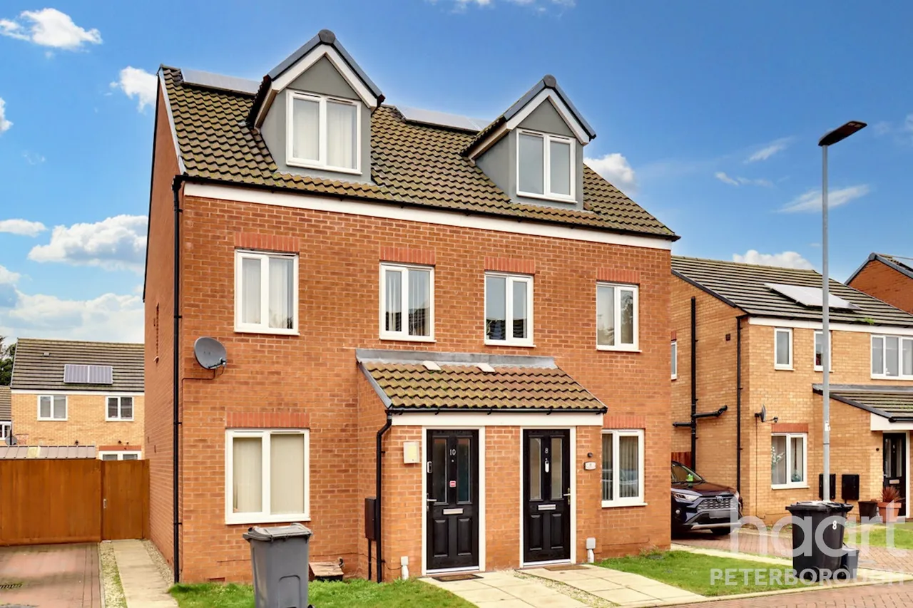 3 bed house for sale, Mollis Close, Peterborough, PE2