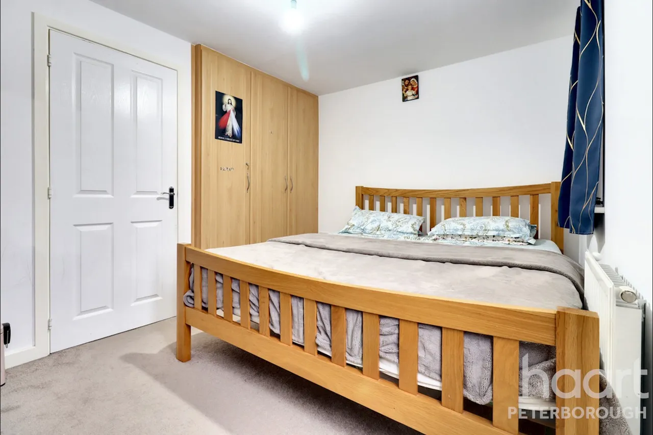 Mollis Close, Peterborough, PE2, photo 11