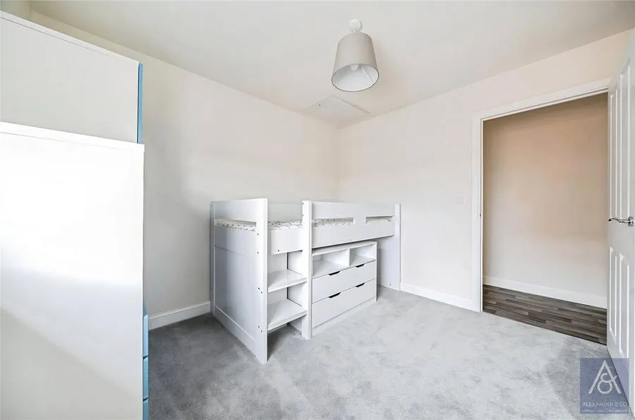 Kings Sutton Square, Buckingham, MK18, photo 15