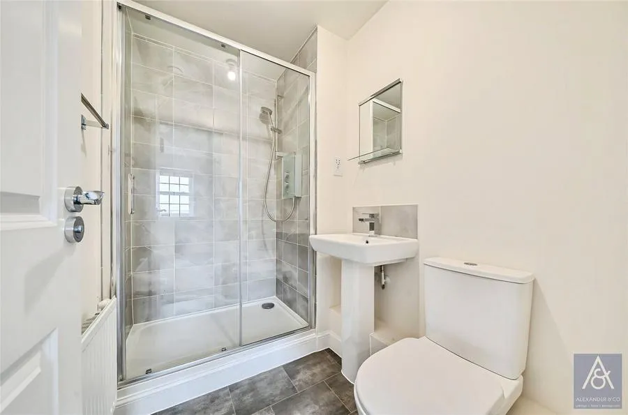 Kings Sutton Square, Buckingham, MK18, photo 16