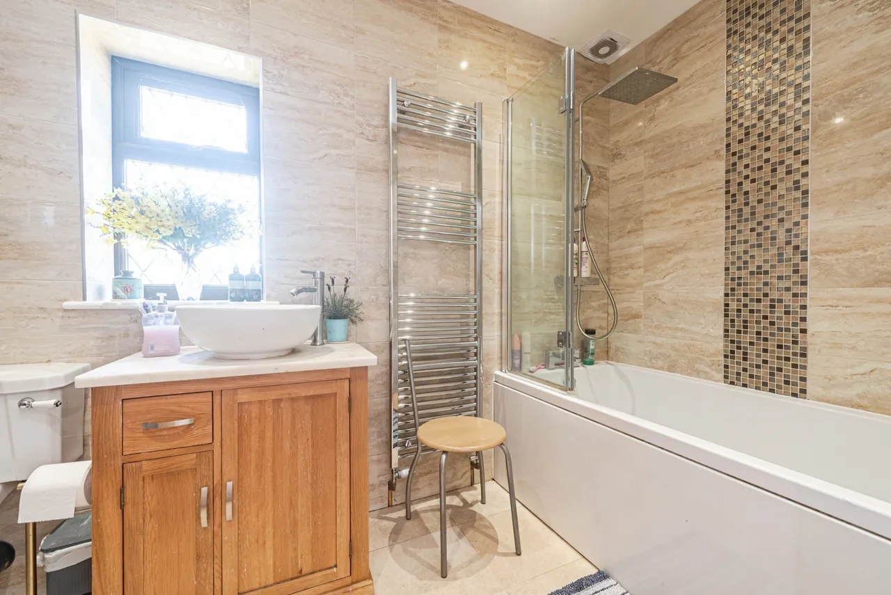 Clayhill Road, Reading, RG7, photo 12