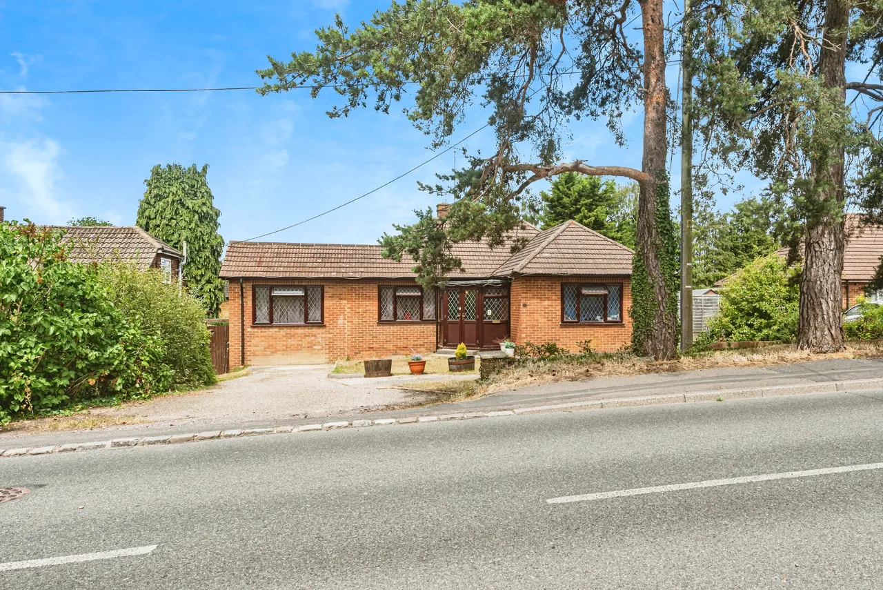 Clayhill Road, Reading, RG7, photo 7