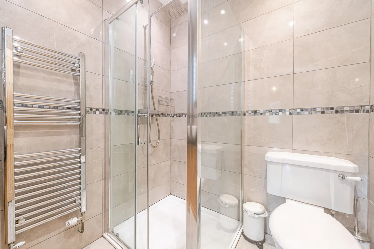 Clayhill Road, Reading, RG7, photo 16