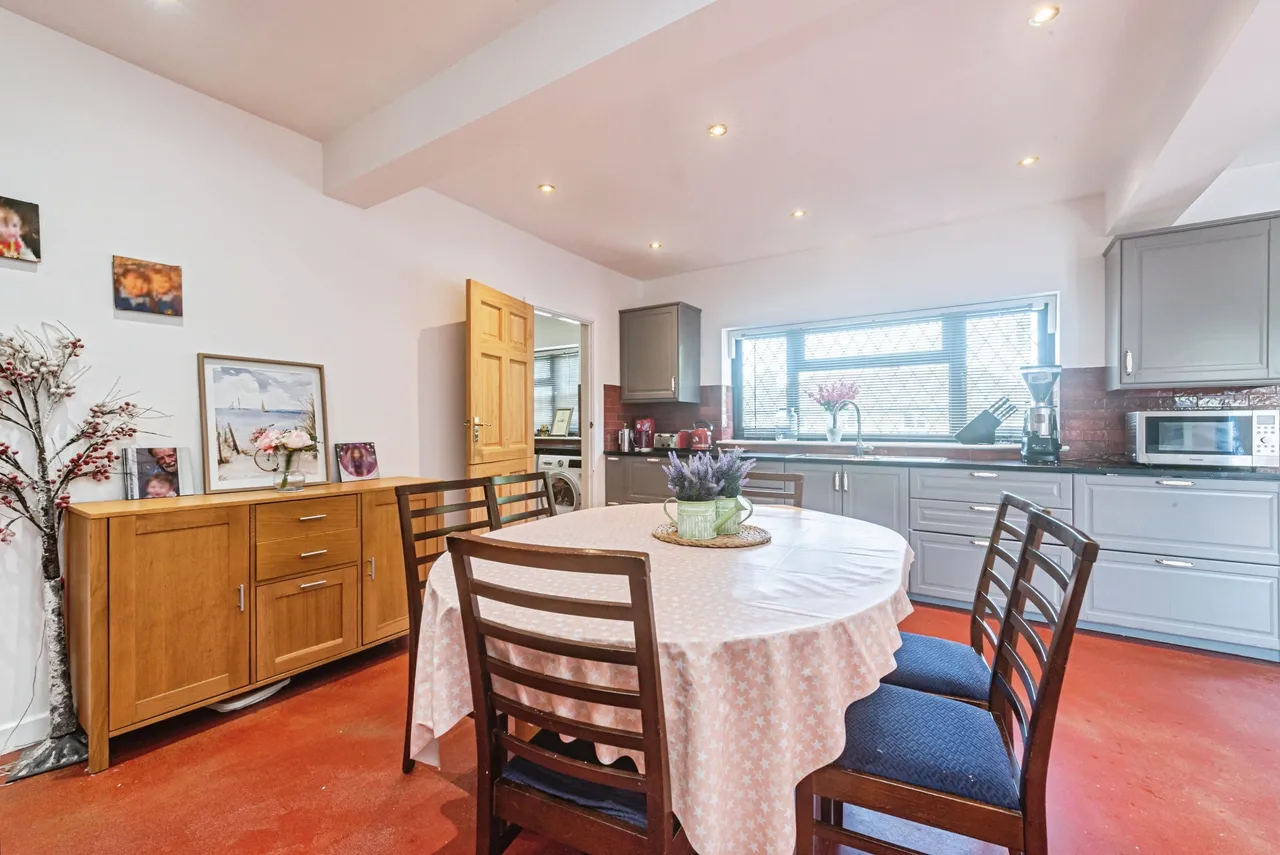 Clayhill Road, Reading, RG7, photo 5