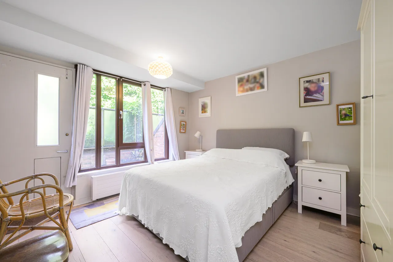 3 New Campden Court, Holly Bush Vale, London, photo 3