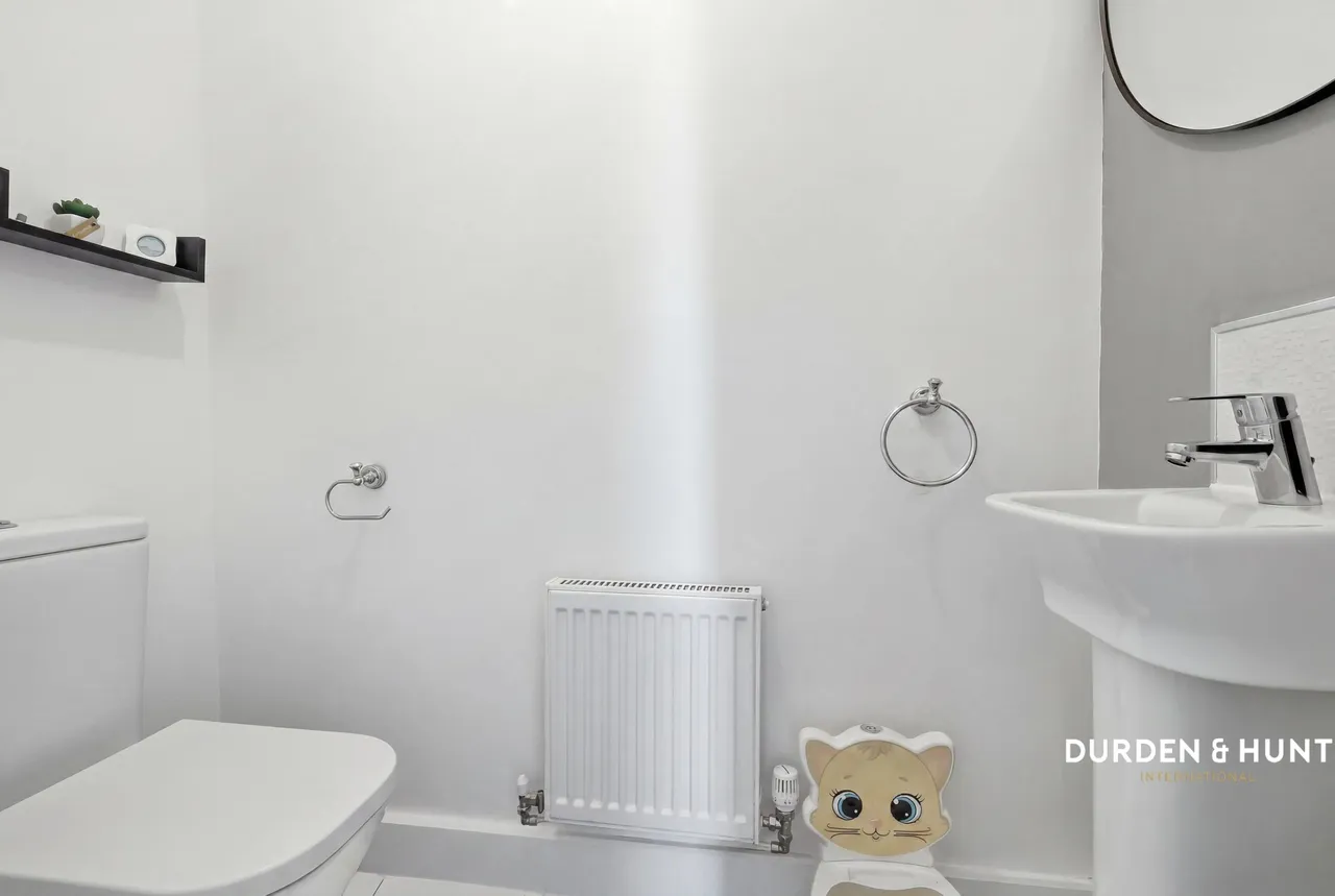 Abingdon Close, Basildon, SS15, photo 10