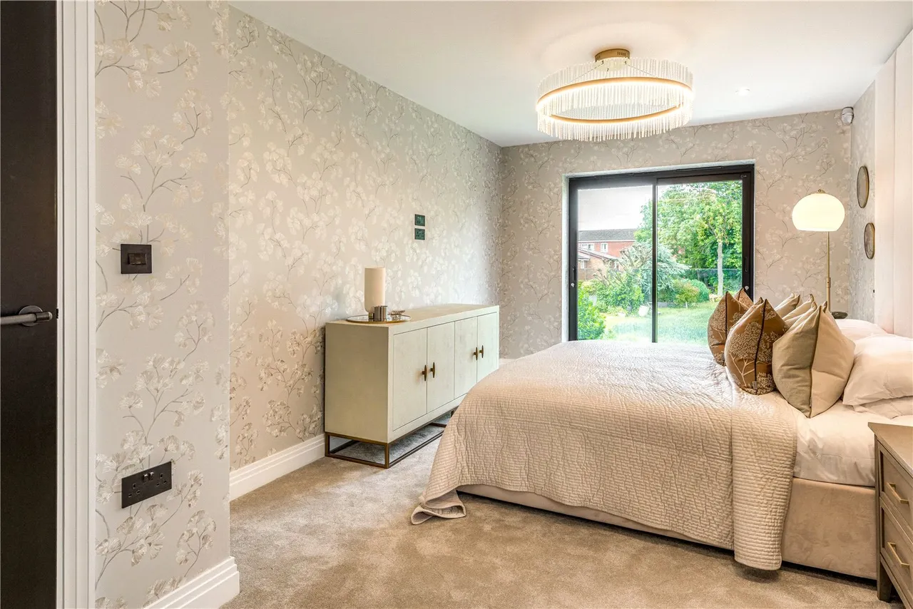 Spring Court Road, Enfield, EN2 8JP, photo 17