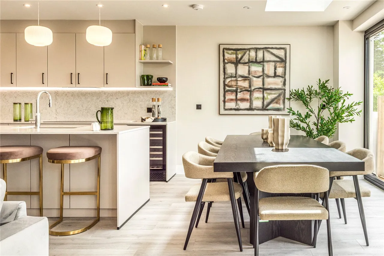 Spring Court Road, Enfield, EN2 8JP, photo 6