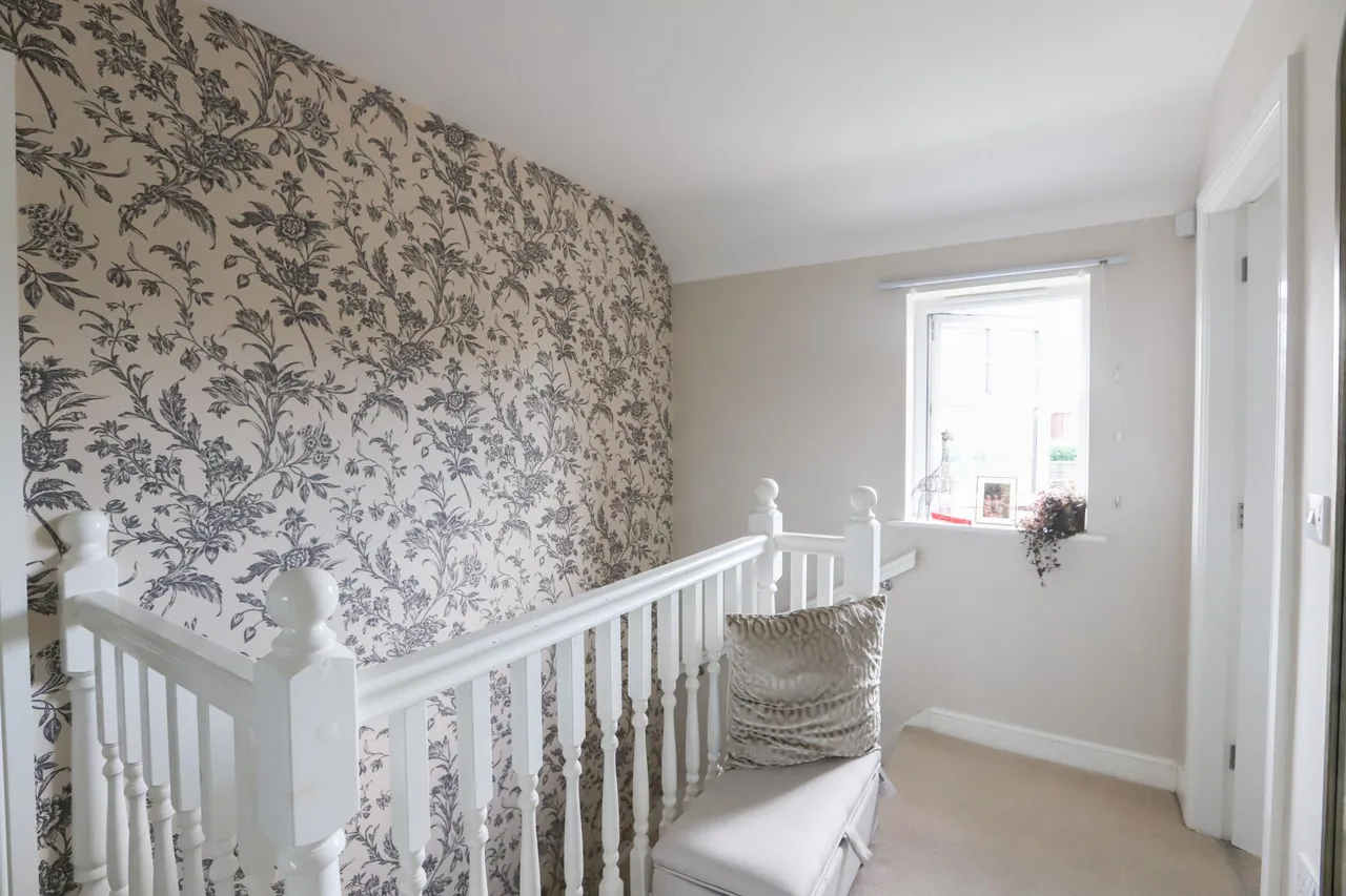 St. Peters Drive, Preston, PR4, photo 9