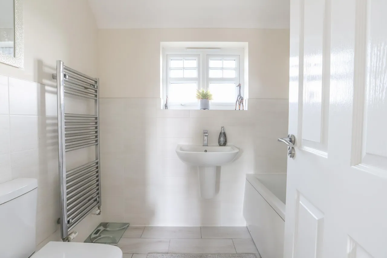 St. Peters Drive, Preston, PR4, photo 17