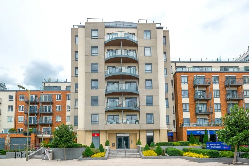 Aerodrome Road, Beaufort Park, NW9, photo 6