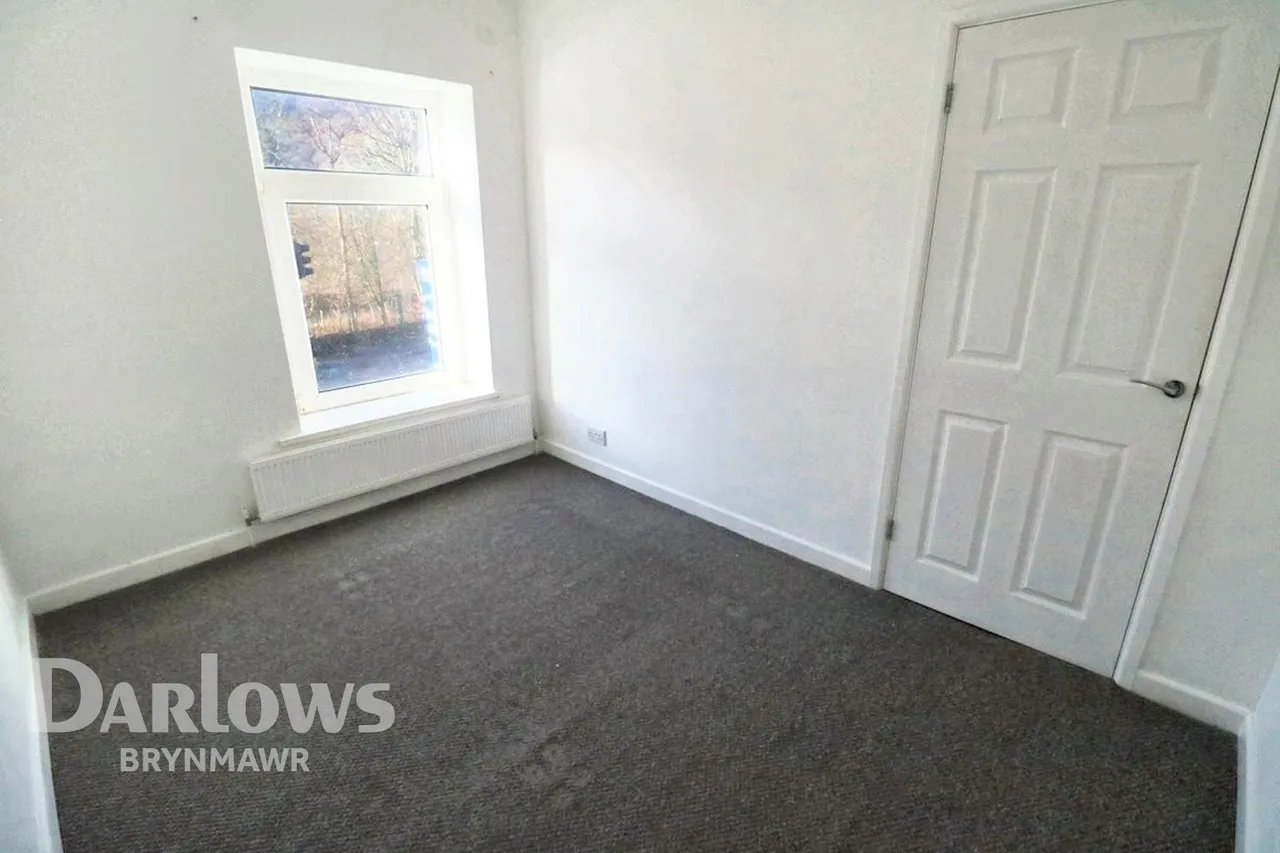 Cwm Road, Ebbw Vale, photo 11