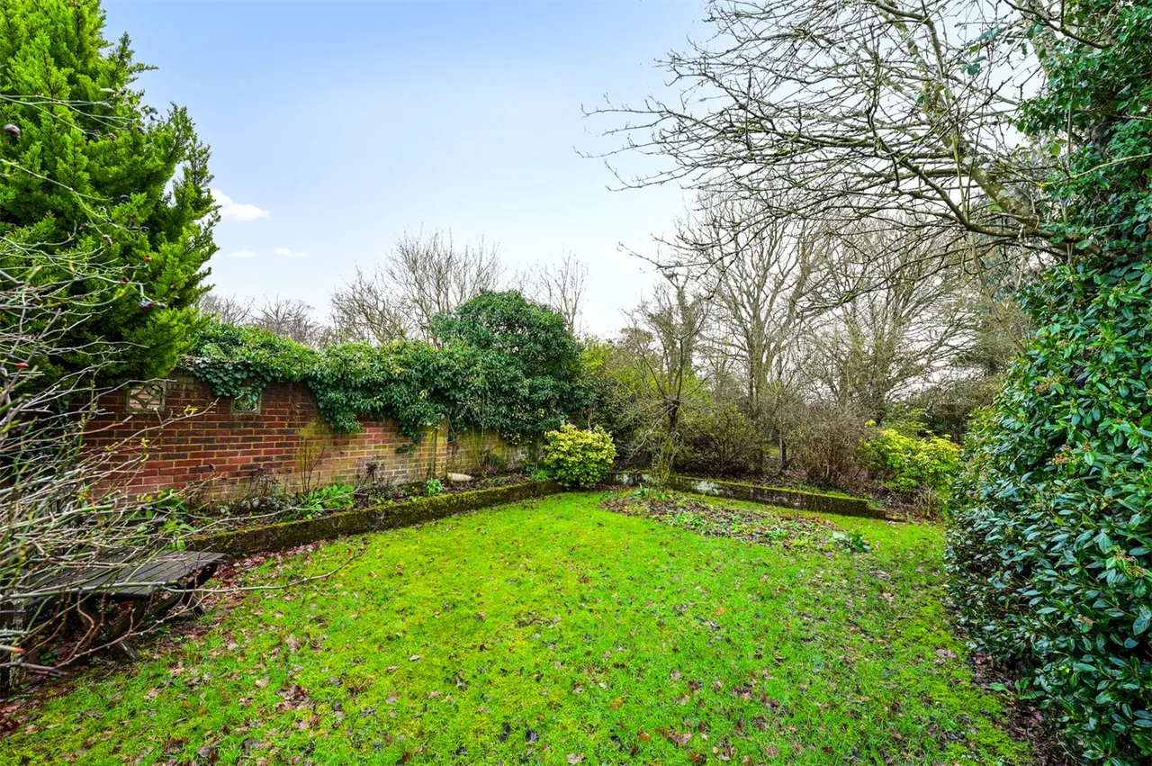 The Street, Crookham Village, Fleet, Hampshire, GU51 5SE, photo 14