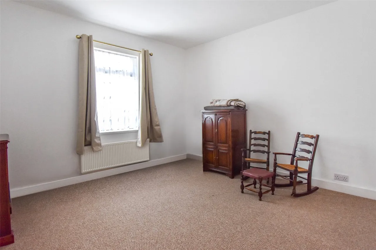 Queens Road, Aldershot, Hampshire, GU11 3JE, photo 9
