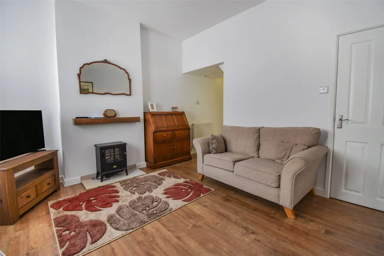 Queens Road, Aldershot, Hampshire, GU11 3JE, photo 12