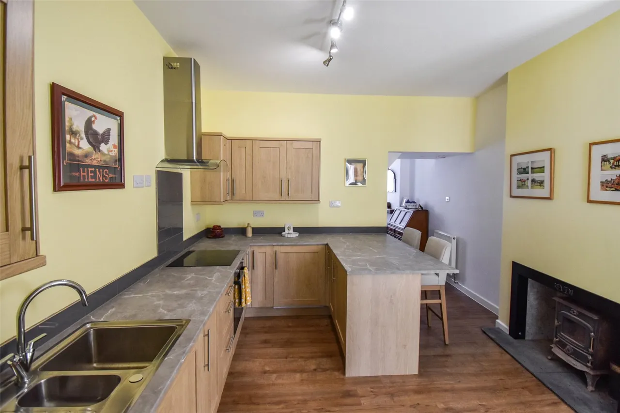 Queens Road, Aldershot, Hampshire, GU11 3JE, photo 2