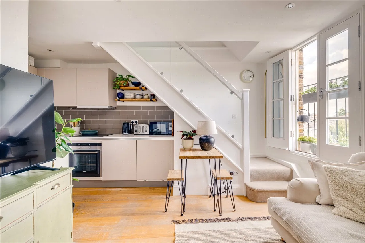 Parsons Green Lane, London, SW6, photo 2