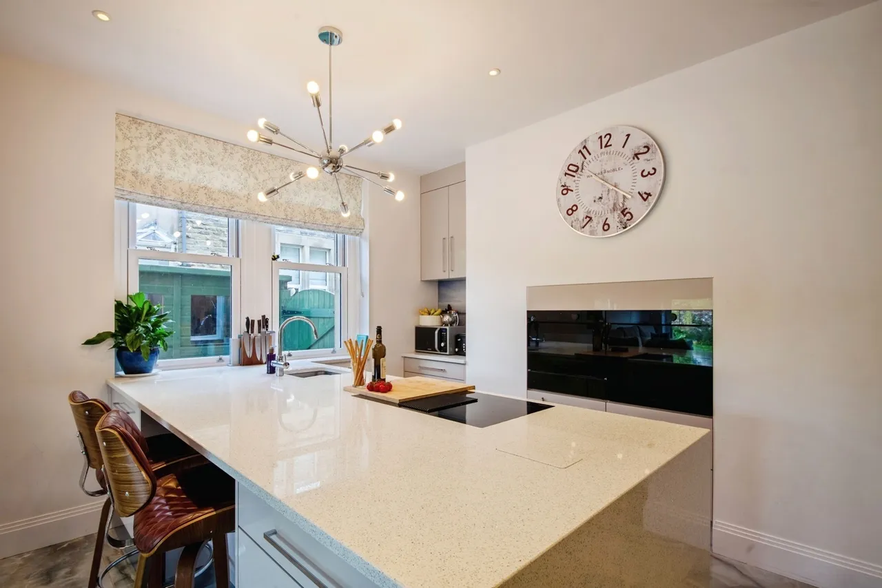White Knowle Road, Buxton, Derbyshire, SK17, photo 9