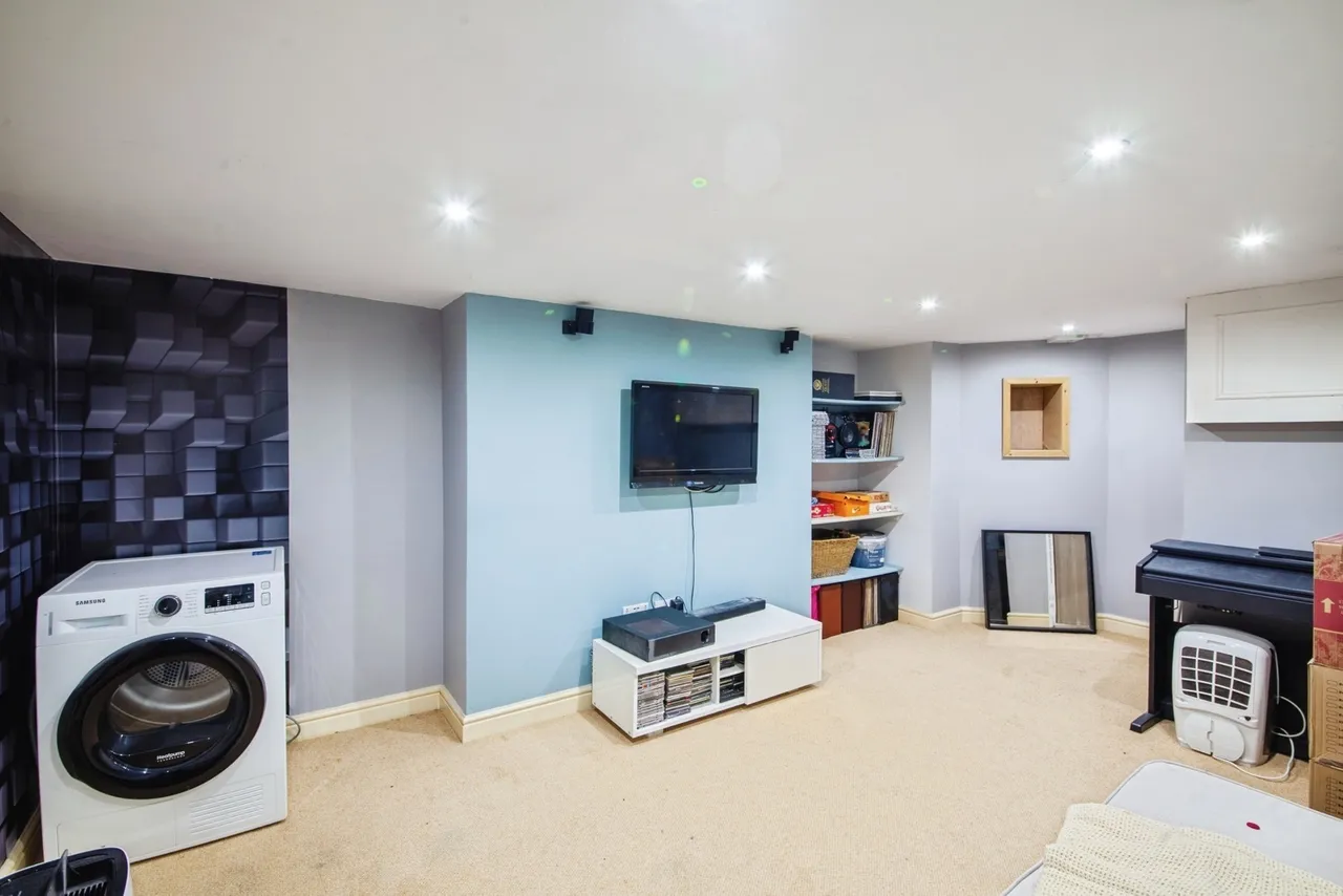 White Knowle Road, Buxton, Derbyshire, SK17, photo 19