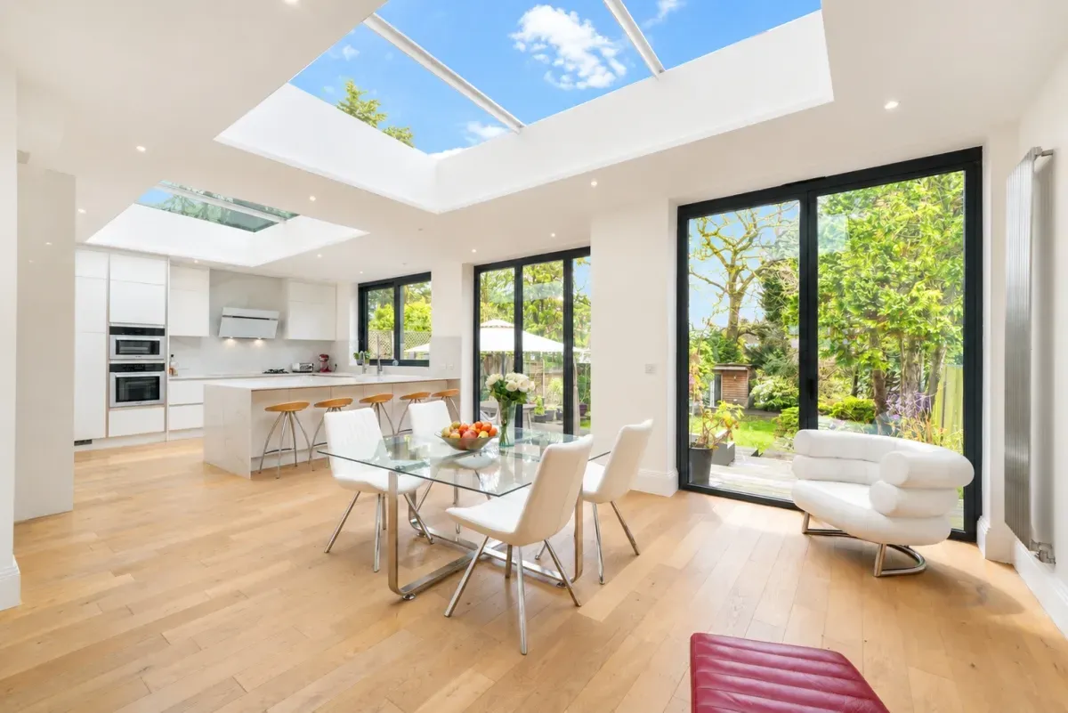 Hillfield Park, Winchmore Hill, N21, photo 2