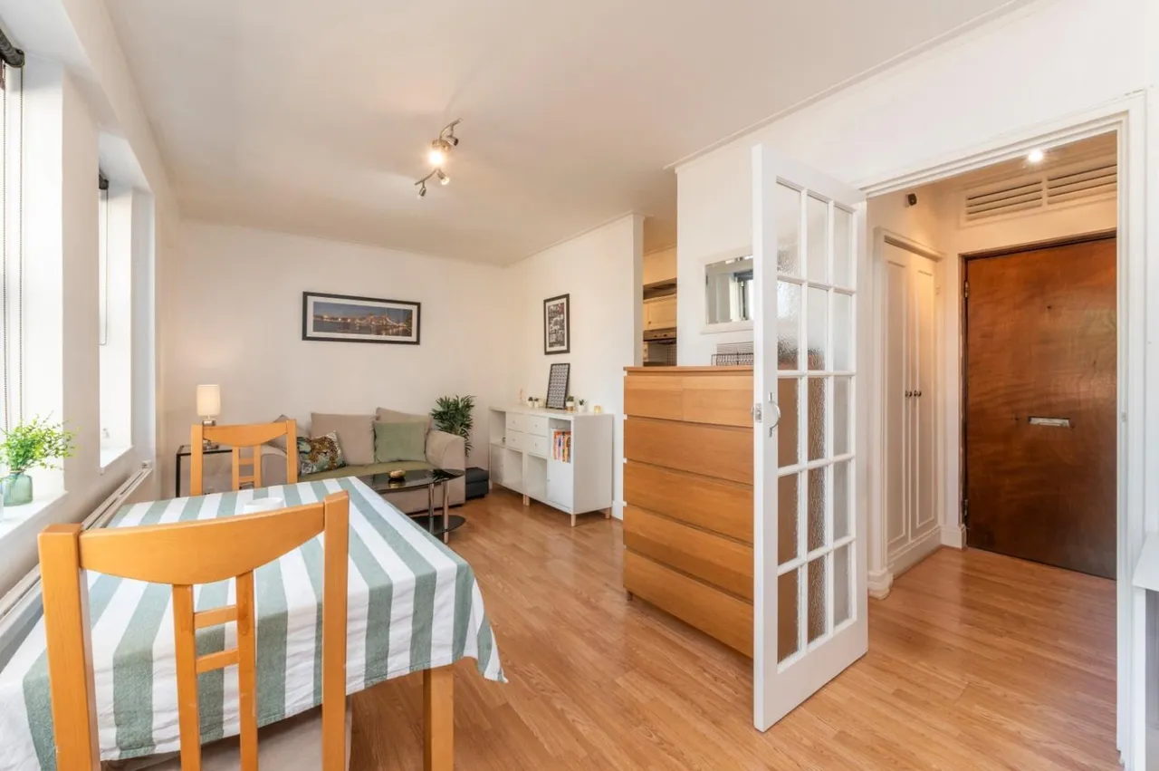 flat to rent — New Cavendish Street, Fitzrovia, London, W1W
