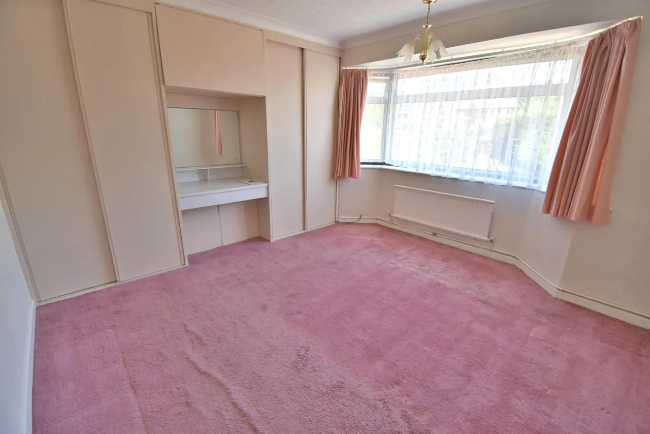 Hadrian Close, BH22, photo 12