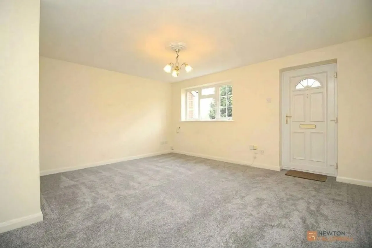 Hereford Close, Barwell, LE9, photo 5