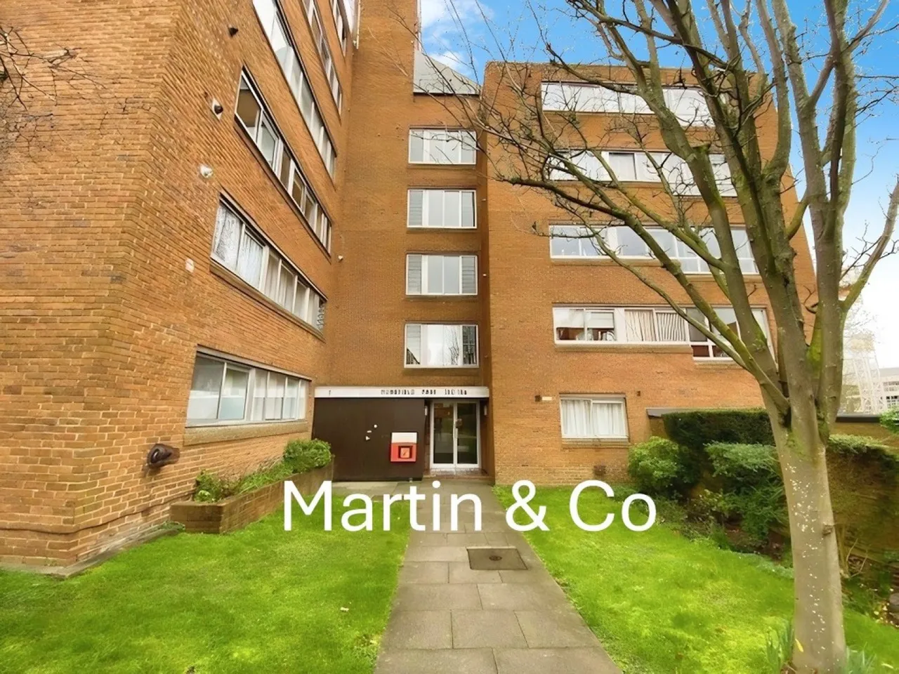 2 bed flat for sale, Grove Road, Sutton, SM1
