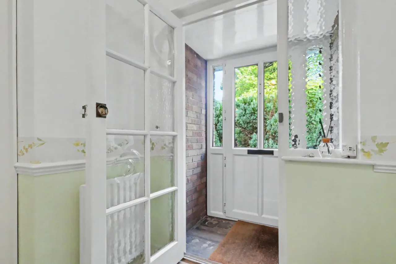 Holmes Chapel Road, Congleton, photo 14