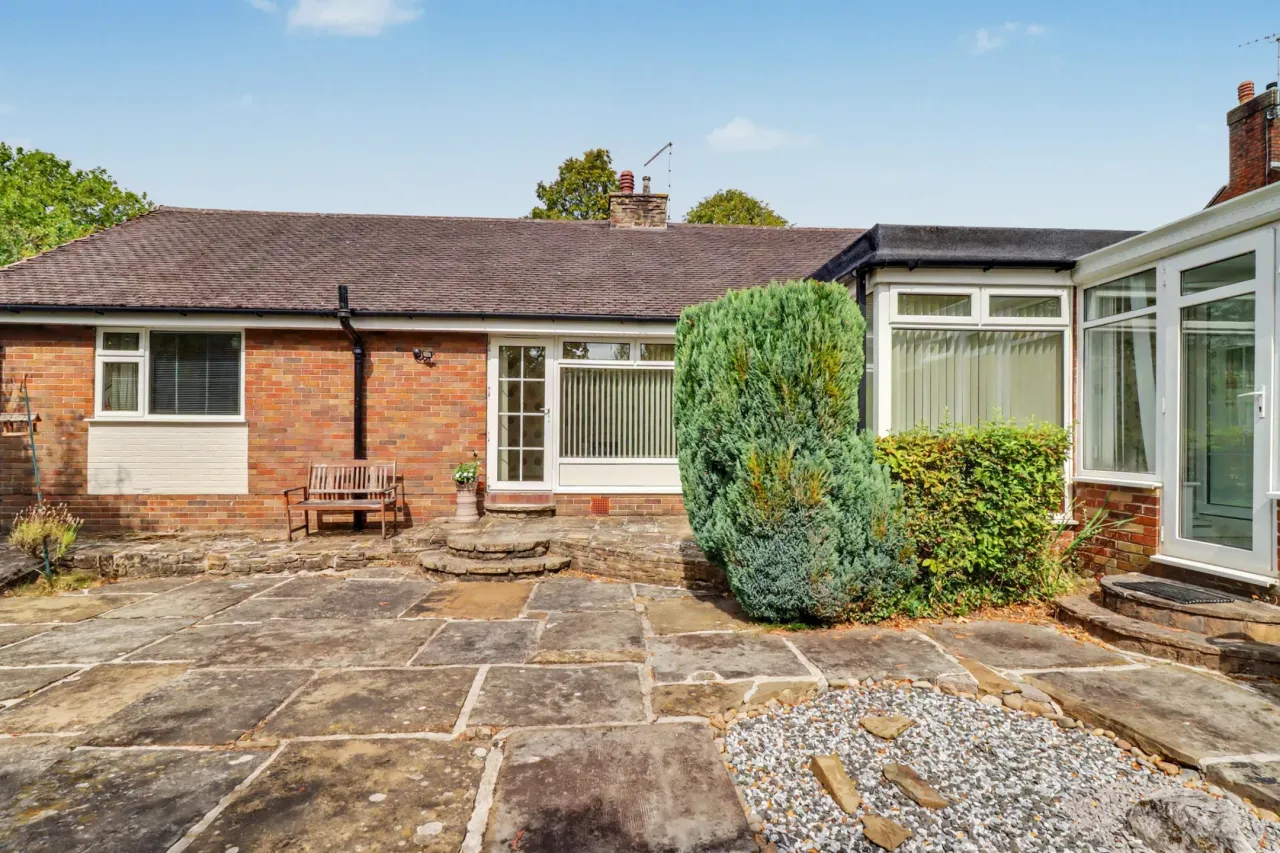 Holmes Chapel Road, Congleton, photo 29