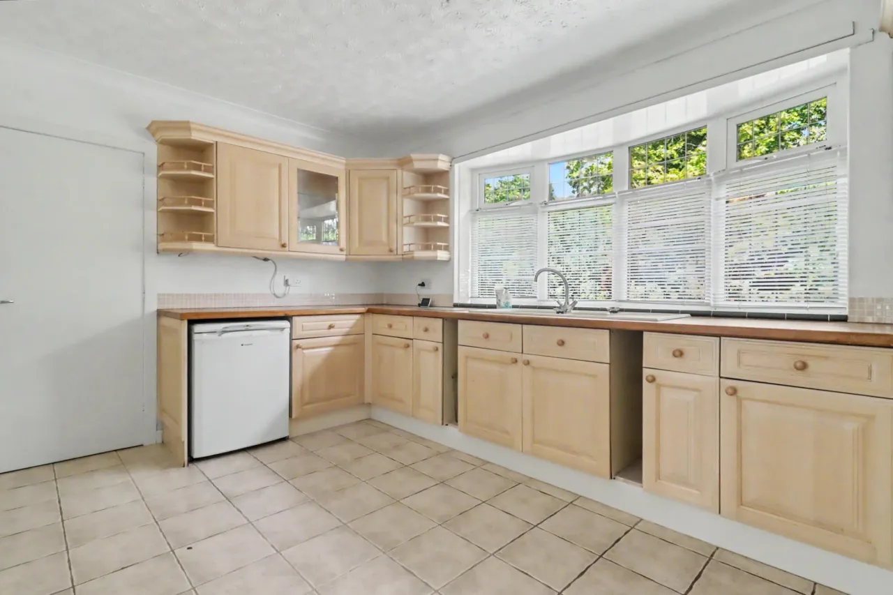 Holmes Chapel Road, Congleton, photo 19