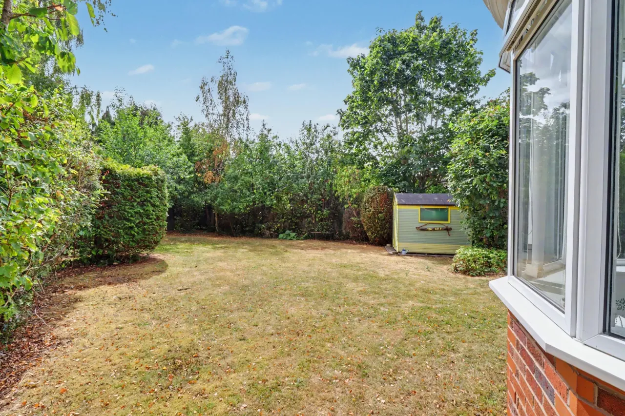 Holmes Chapel Road, Congleton, photo 27