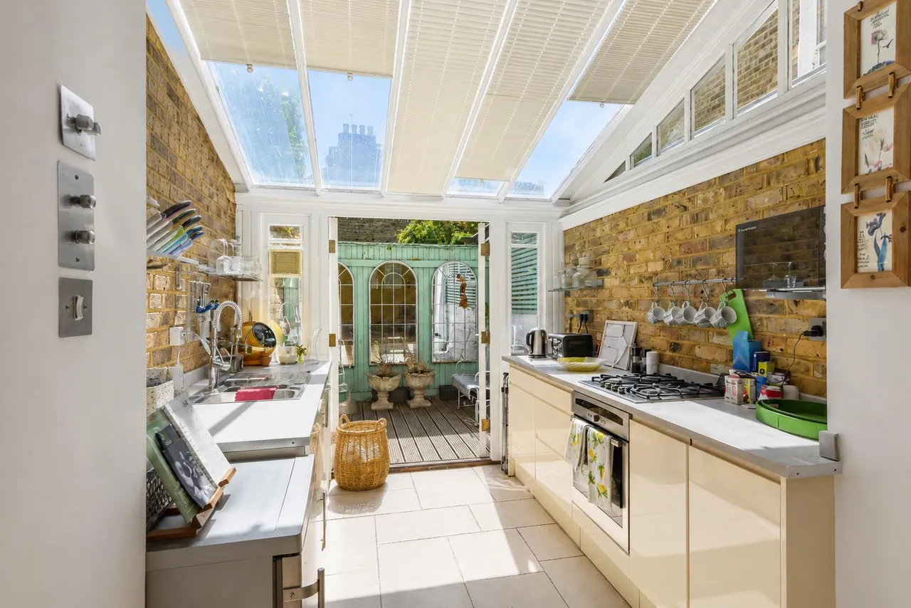 Cleveland Road, Barnes, SW13, photo 6