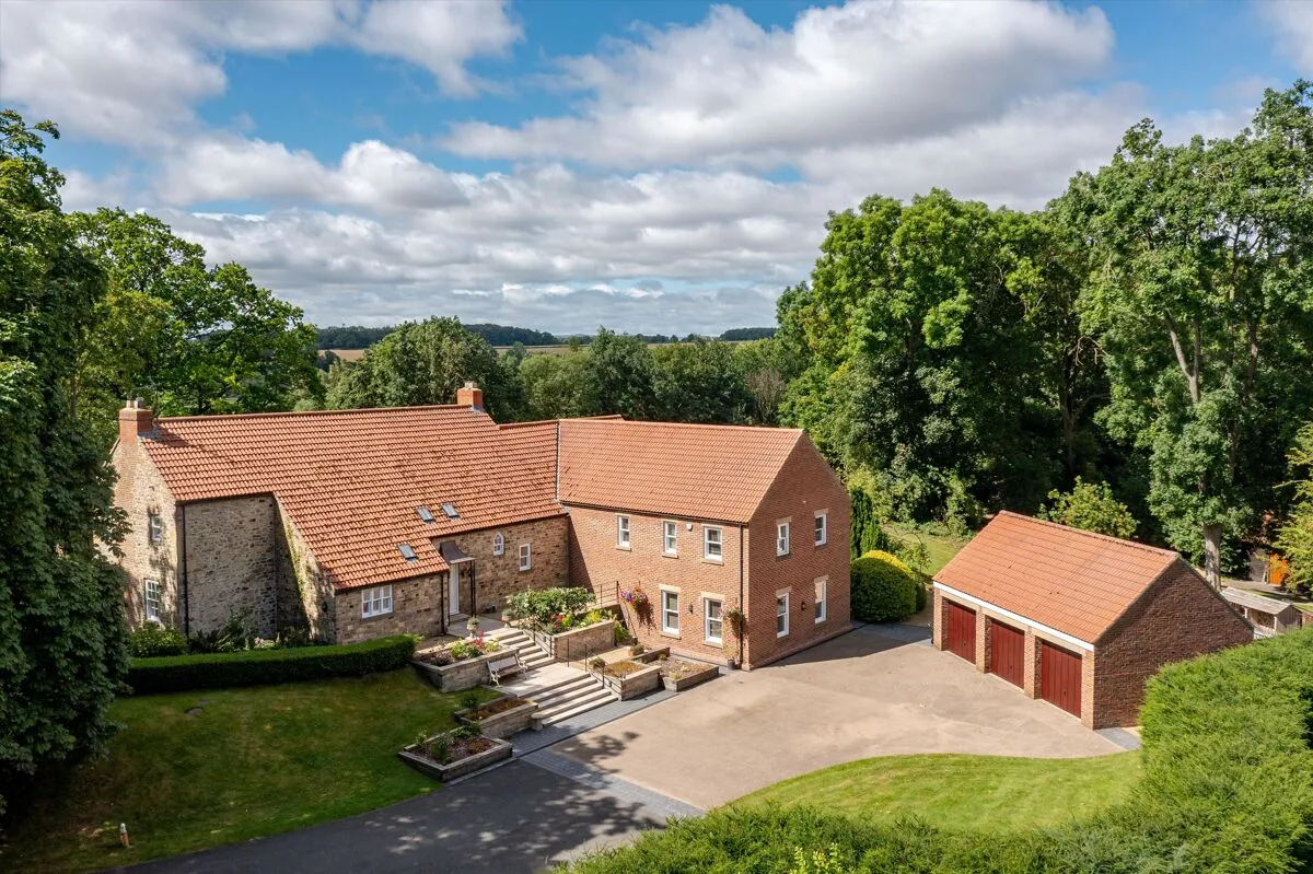 The Green, High Coniscliffe, DL2, photo 35