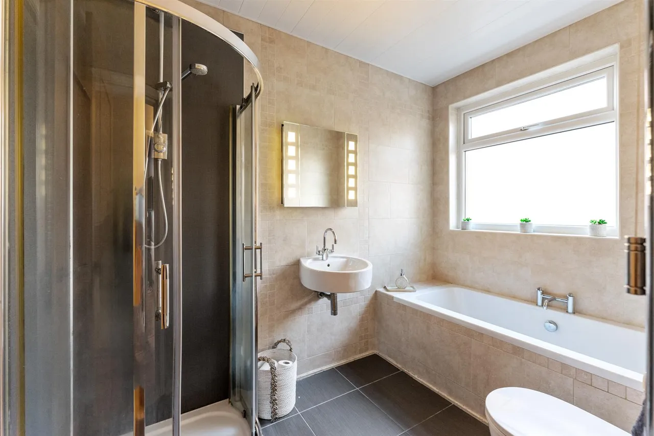 Londonderry Gardens, Comber, BT23, photo 17