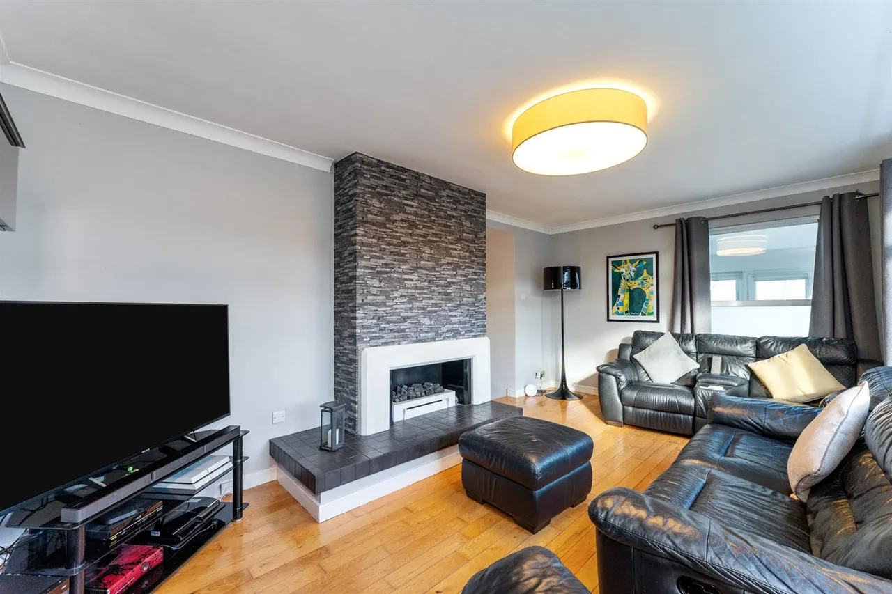 Londonderry Gardens, Comber, BT23, photo 5