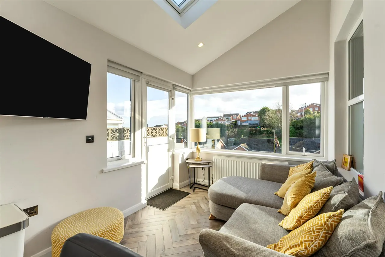 Londonderry Gardens, Comber, BT23, photo 13