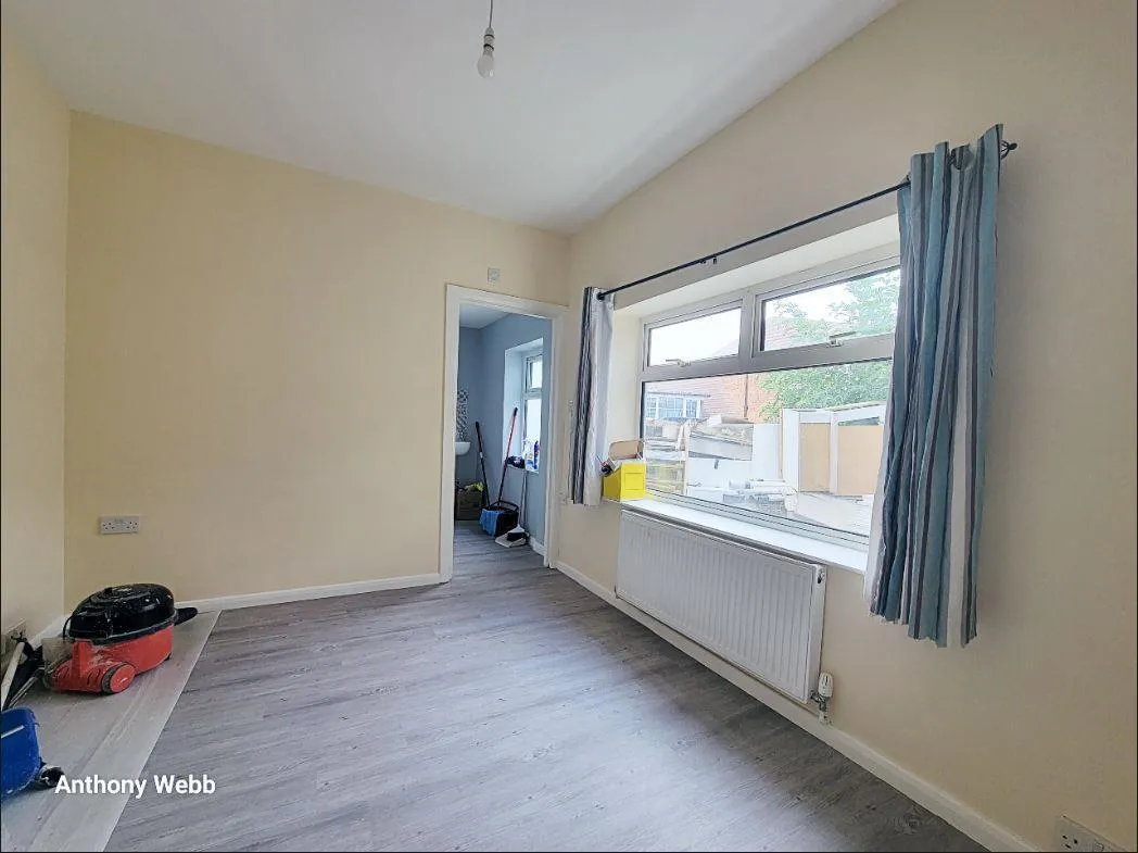 Petersfield Close, London, N18, photo 7