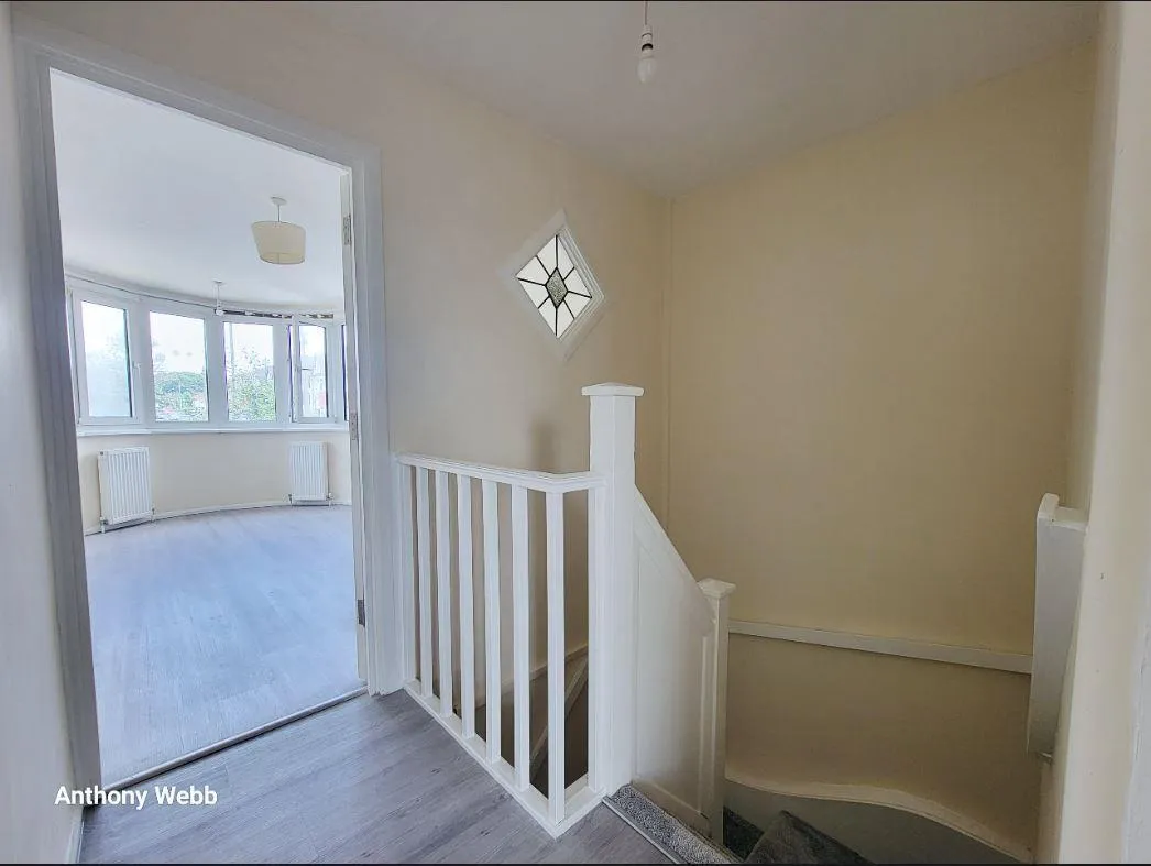 Petersfield Close, London, N18, photo 9