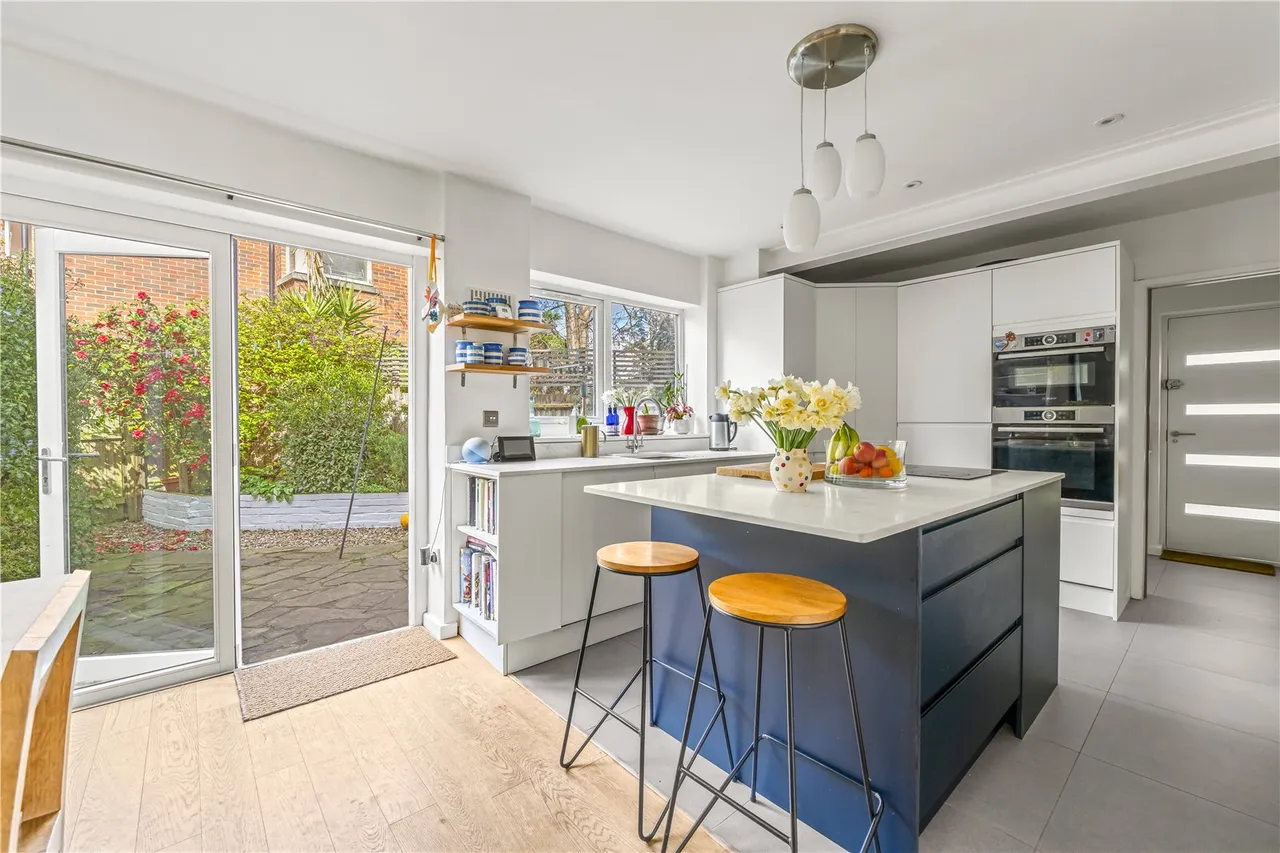 Hampton Road, Hampton Hill, TW12 1JN, photo 2