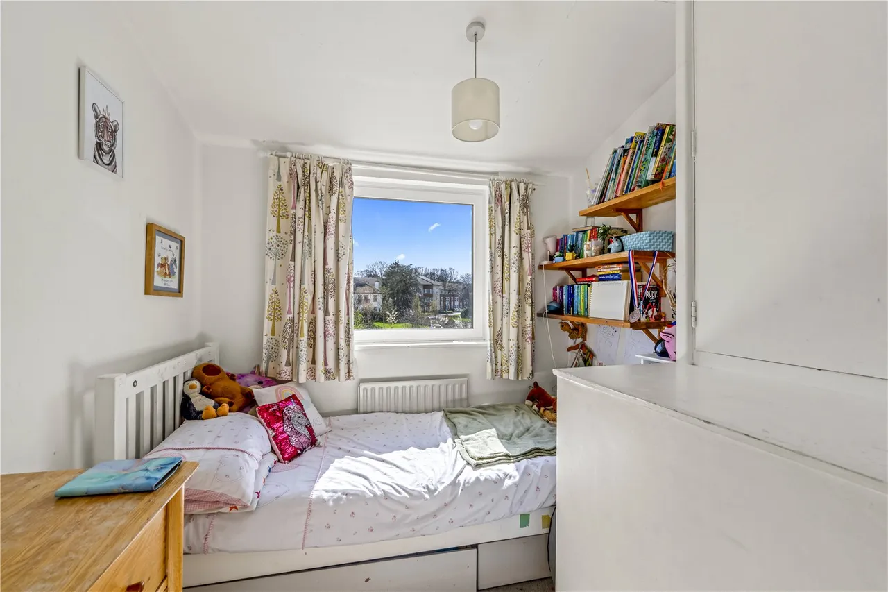 Hampton Road, Hampton Hill, TW12 1JN, photo 11