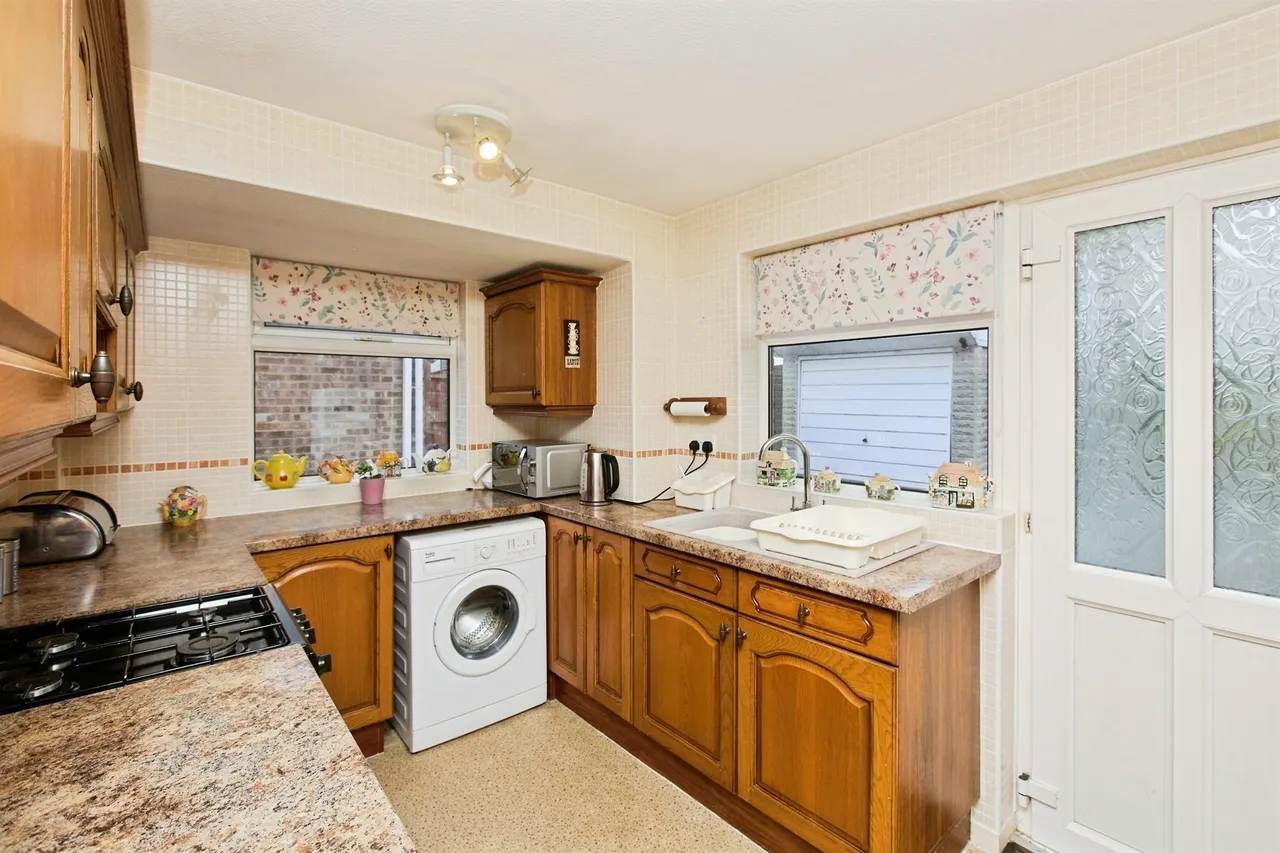 Sinfin Avenue, Shelton Lock, DE24, photo 5