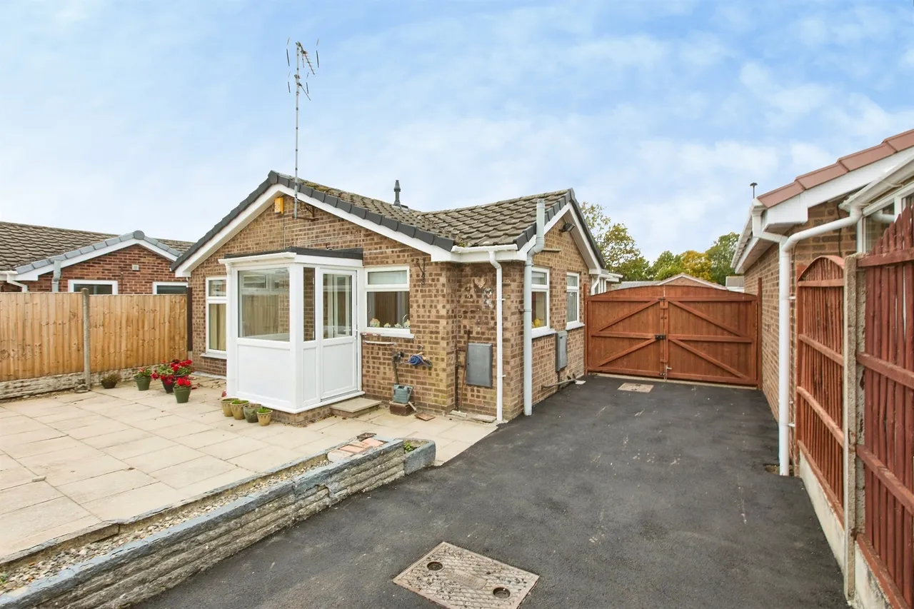 Sinfin Avenue, Shelton Lock, DE24, photo 12